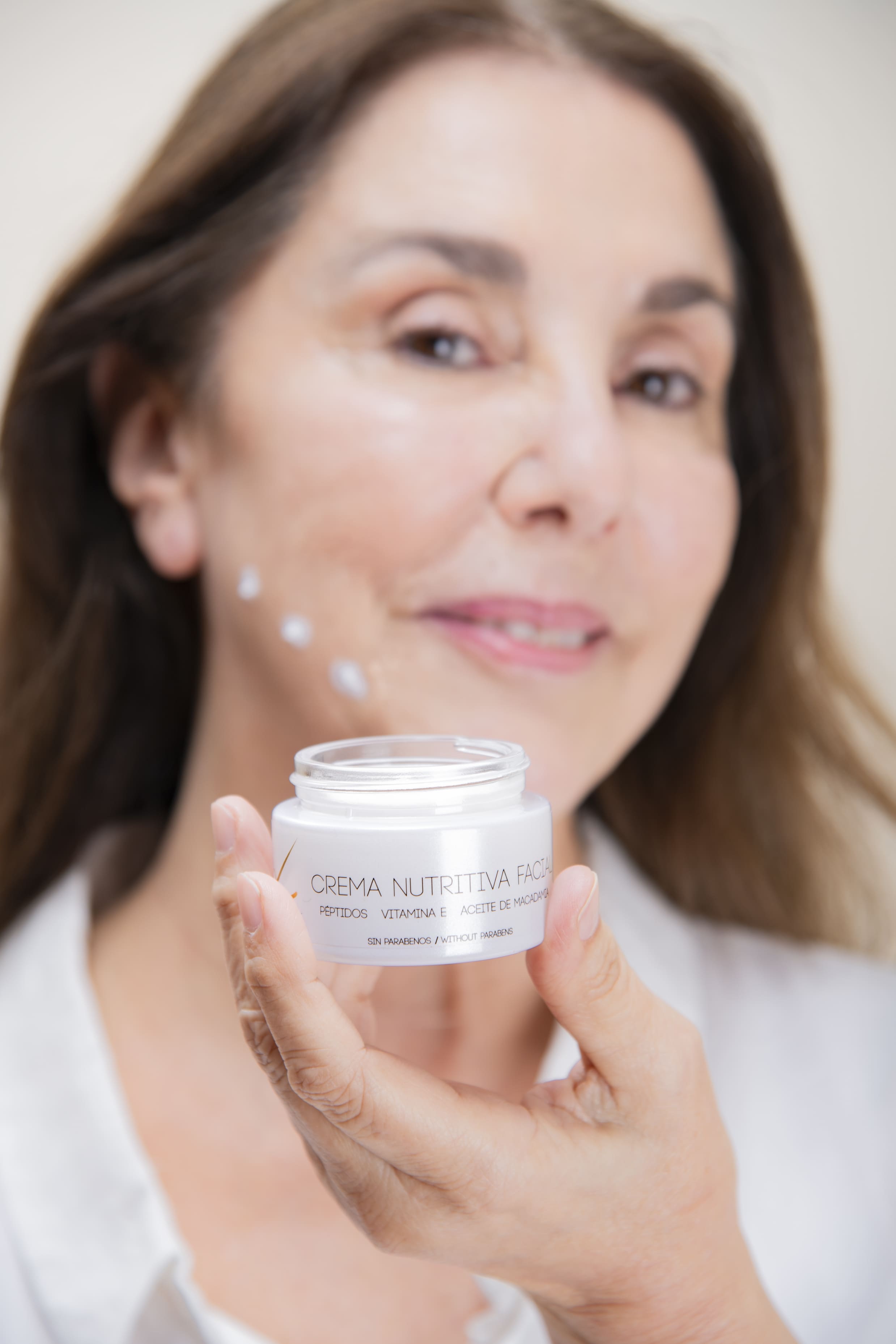Crema nutritiva de Péptidos y aceite de Macadamia